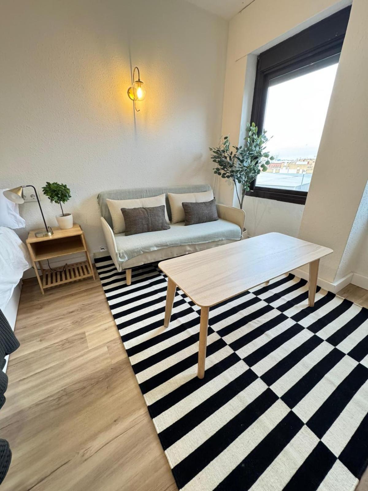 Triana Confort Sevilla מראה חיצוני תמונה